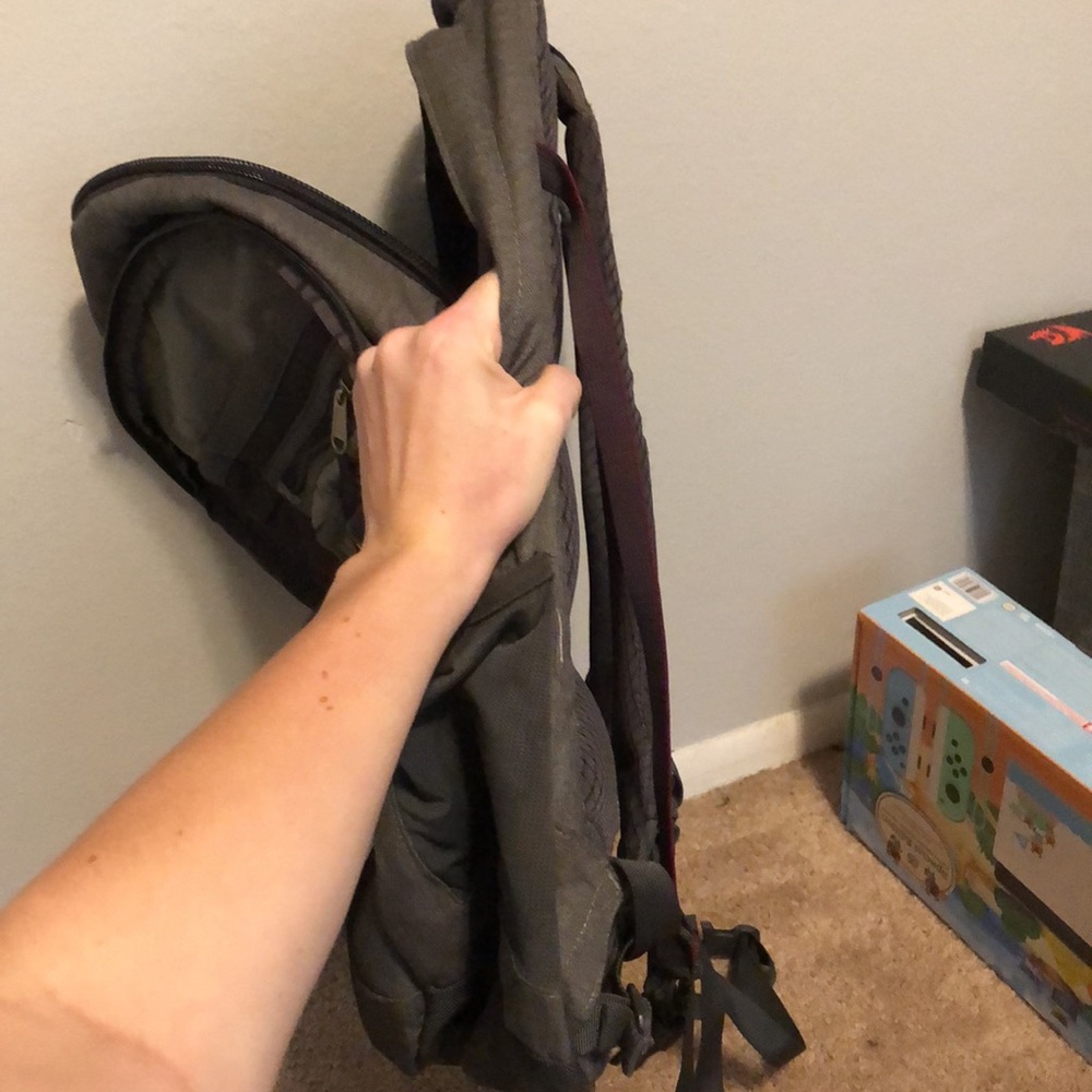 North face back pack - Picture 5 of 6